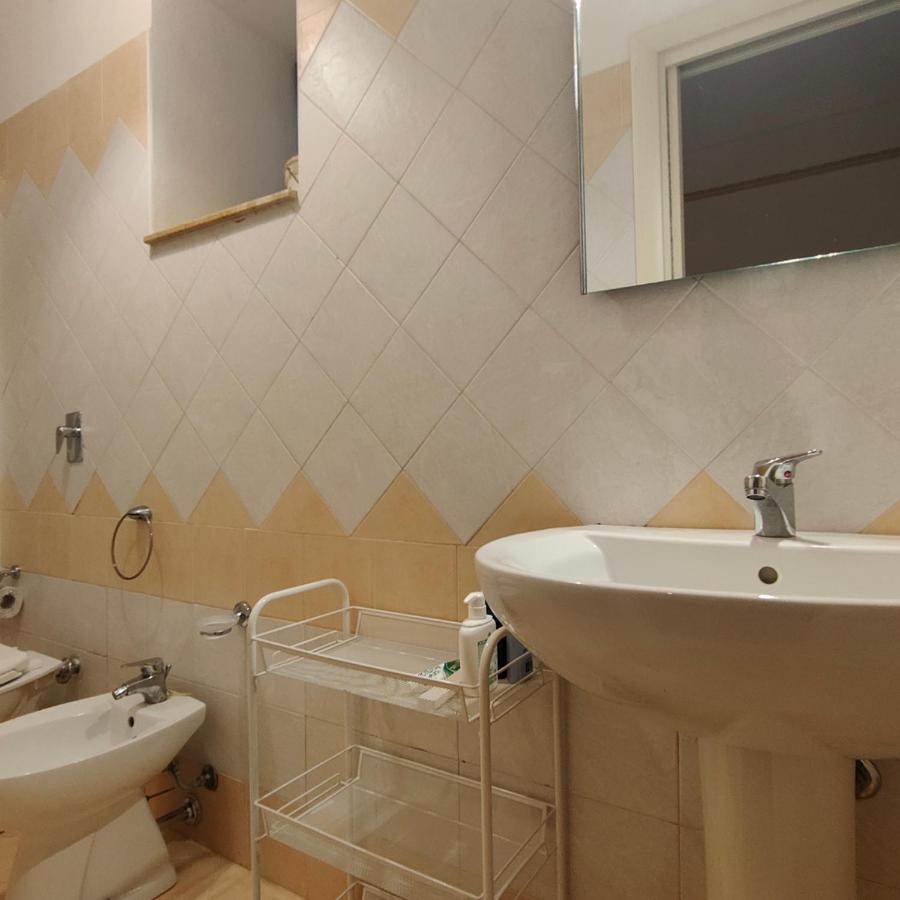 Appartamento Corso Savoia โรโซลีนี ภายนอก รูปภาพ