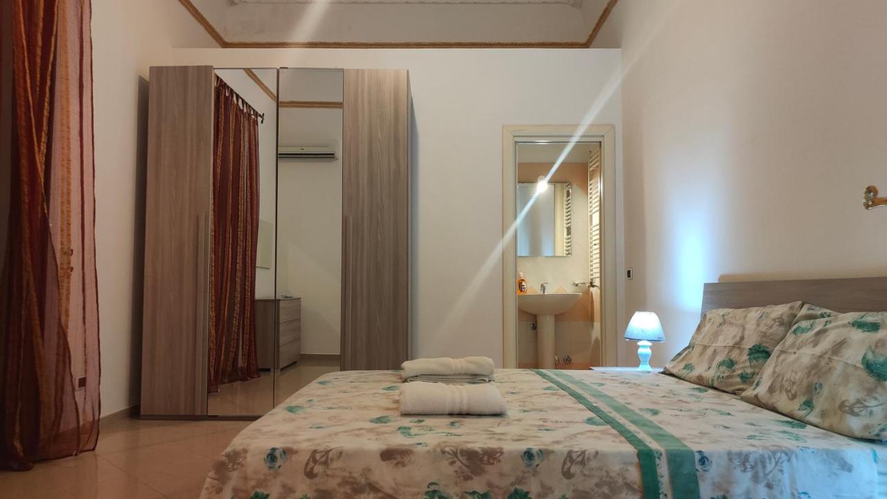Appartamento Corso Savoia โรโซลีนี ภายนอก รูปภาพ